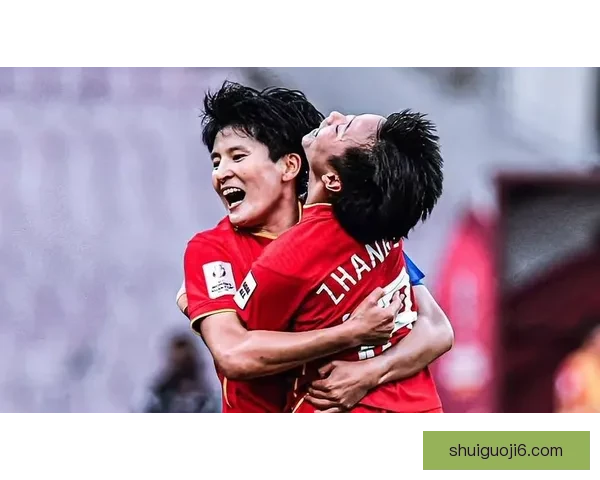 美洲狮女足逆转莱昂女足斩获关键胜利展现强势表现